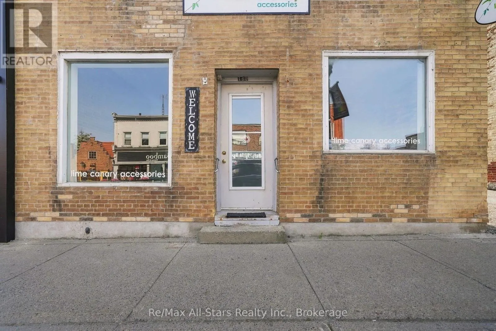 160 QUEEN STREET