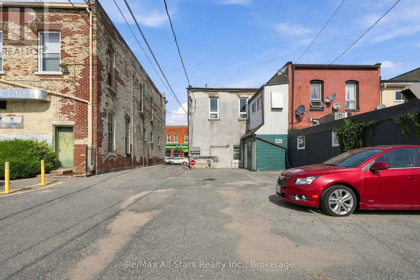 160 QUEEN STREET