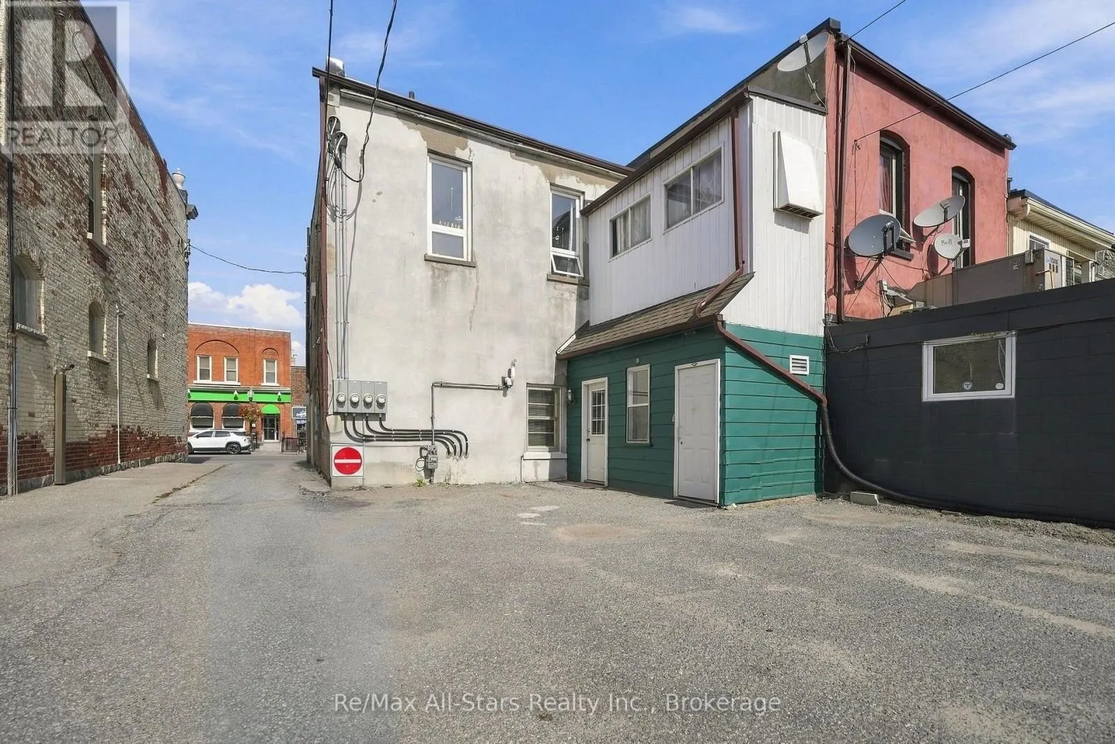 160 QUEEN STREET