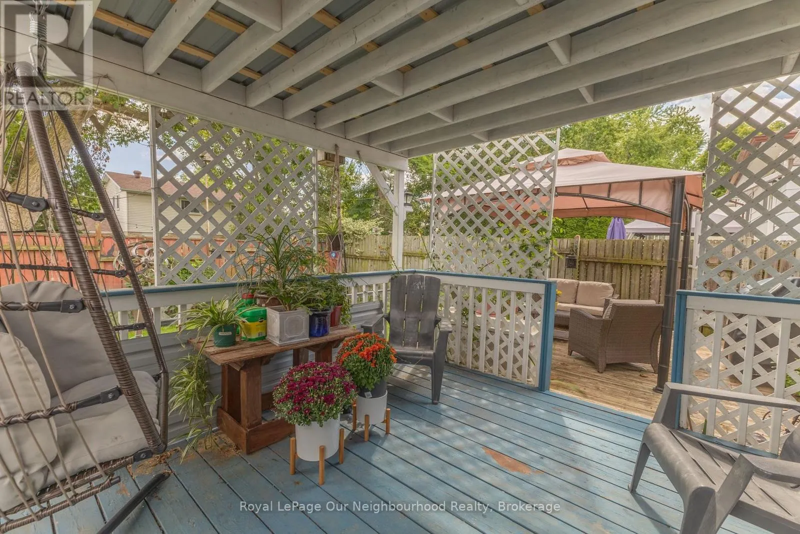 26 ASHDALE CRESCENT