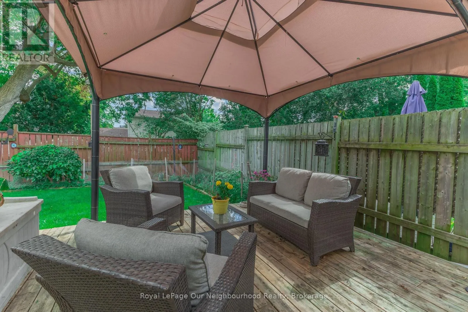 26 ASHDALE CRESCENT