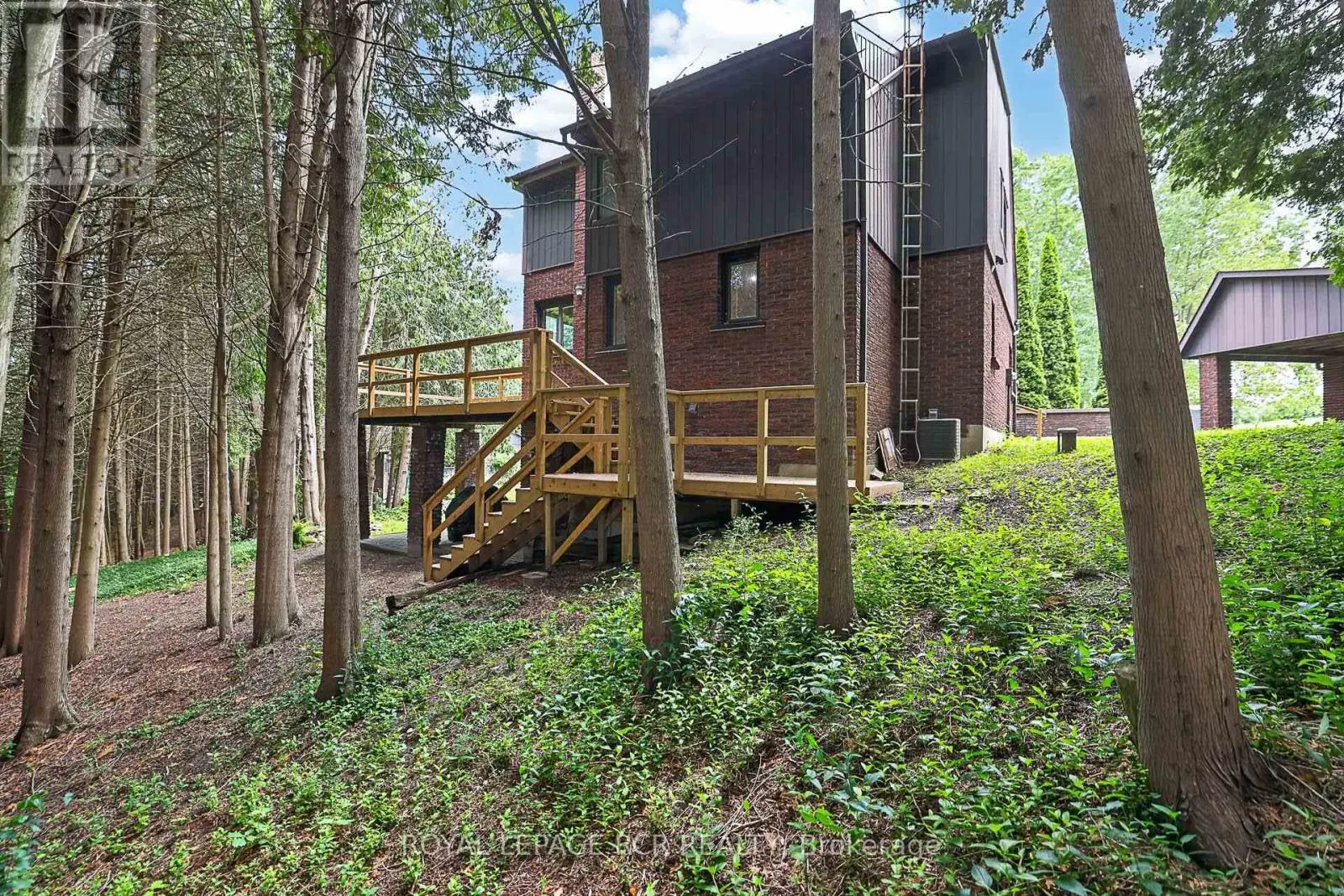 502 TOWNLINE ROAD