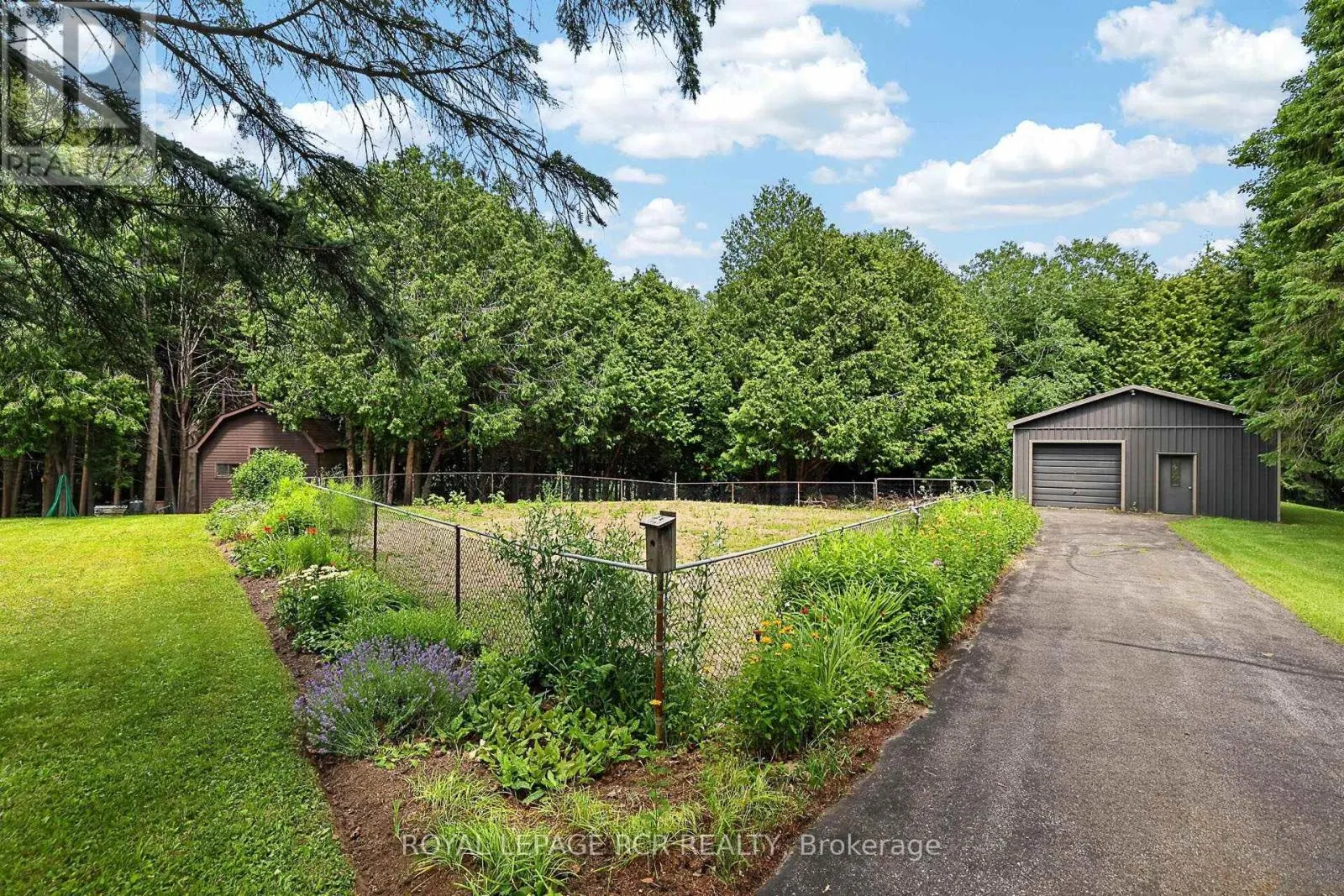 502 TOWNLINE ROAD