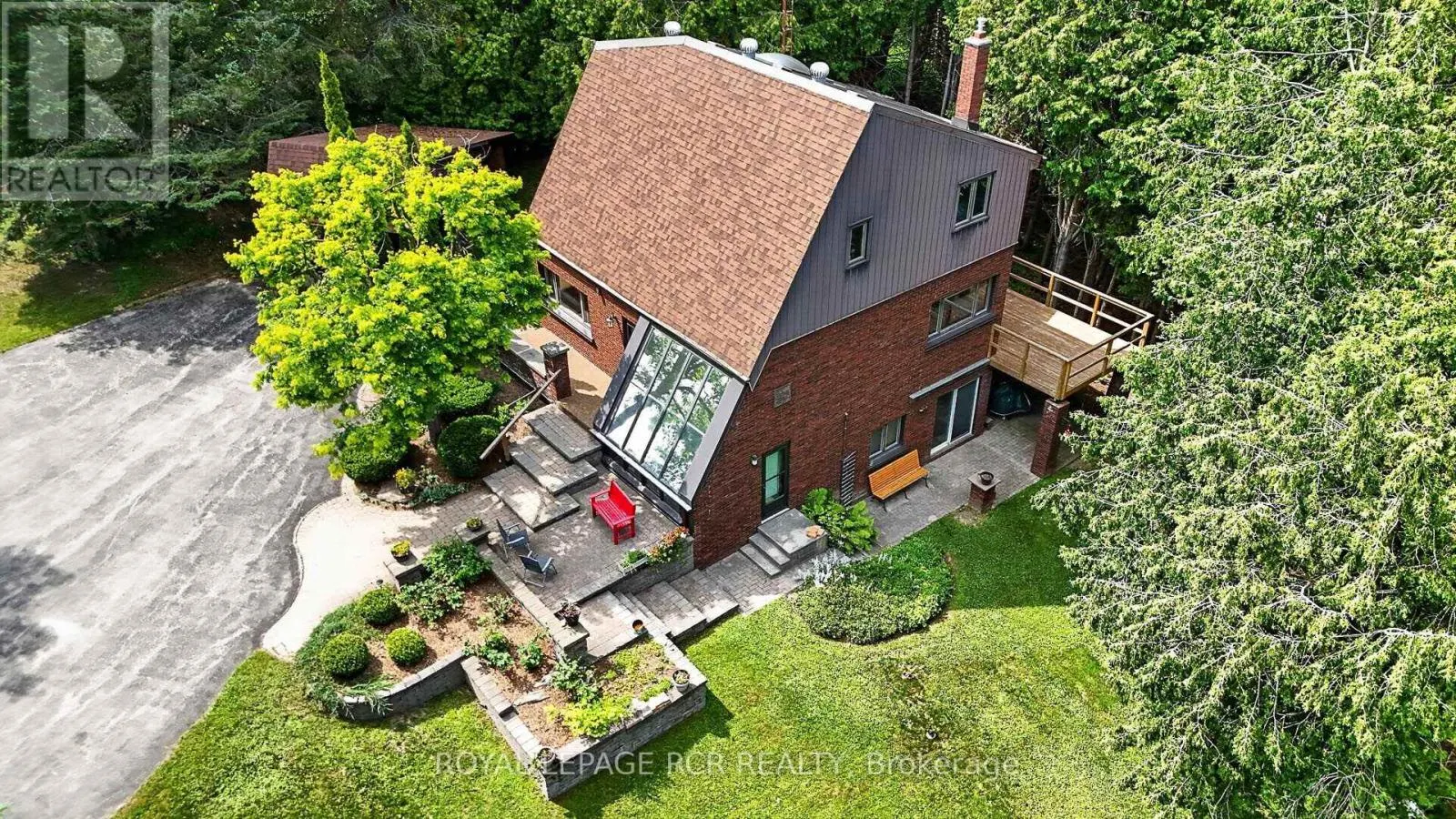 502 TOWNLINE ROAD