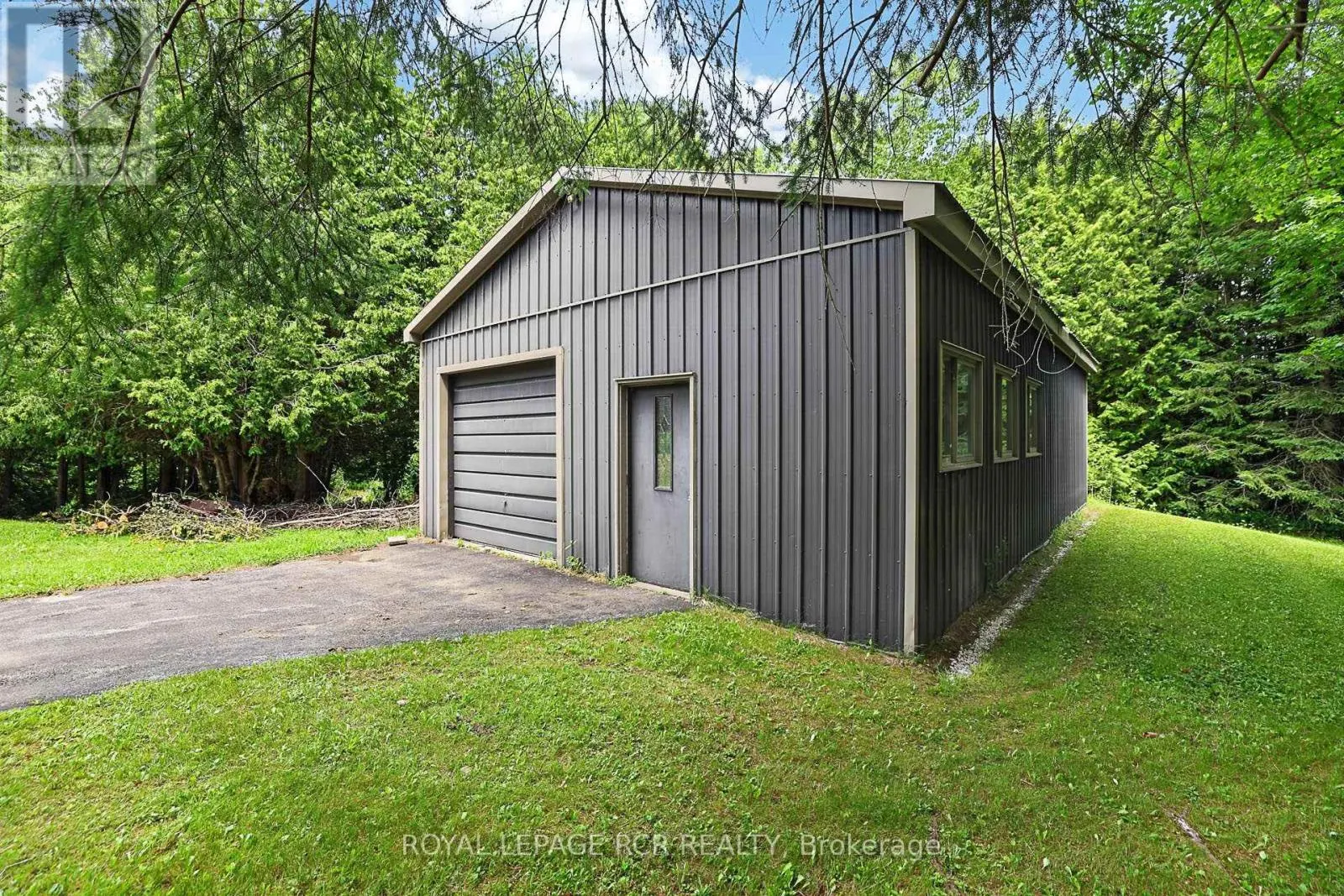 502 TOWNLINE ROAD
