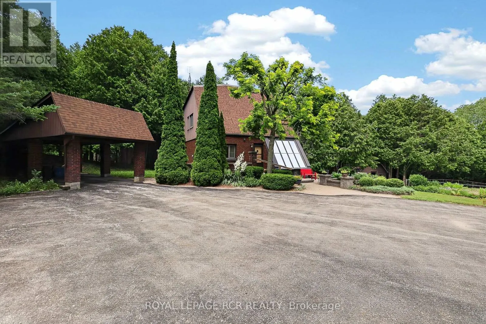 502 TOWNLINE ROAD