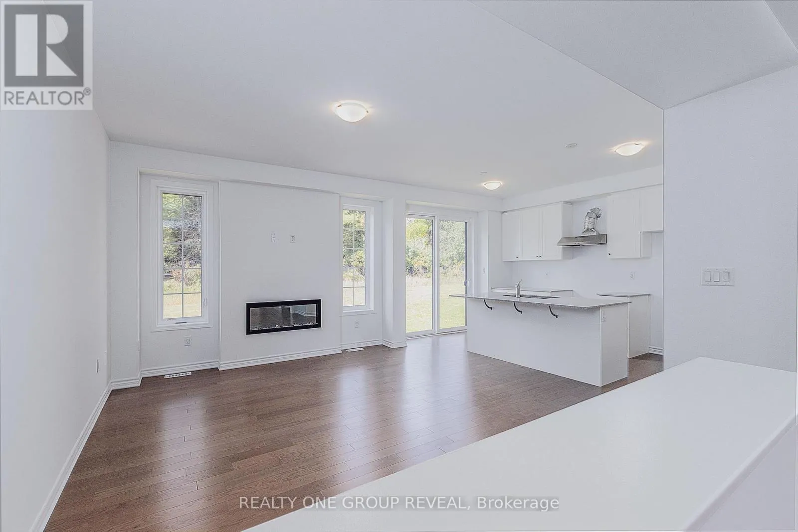 3418 DEEPGLADE PATH