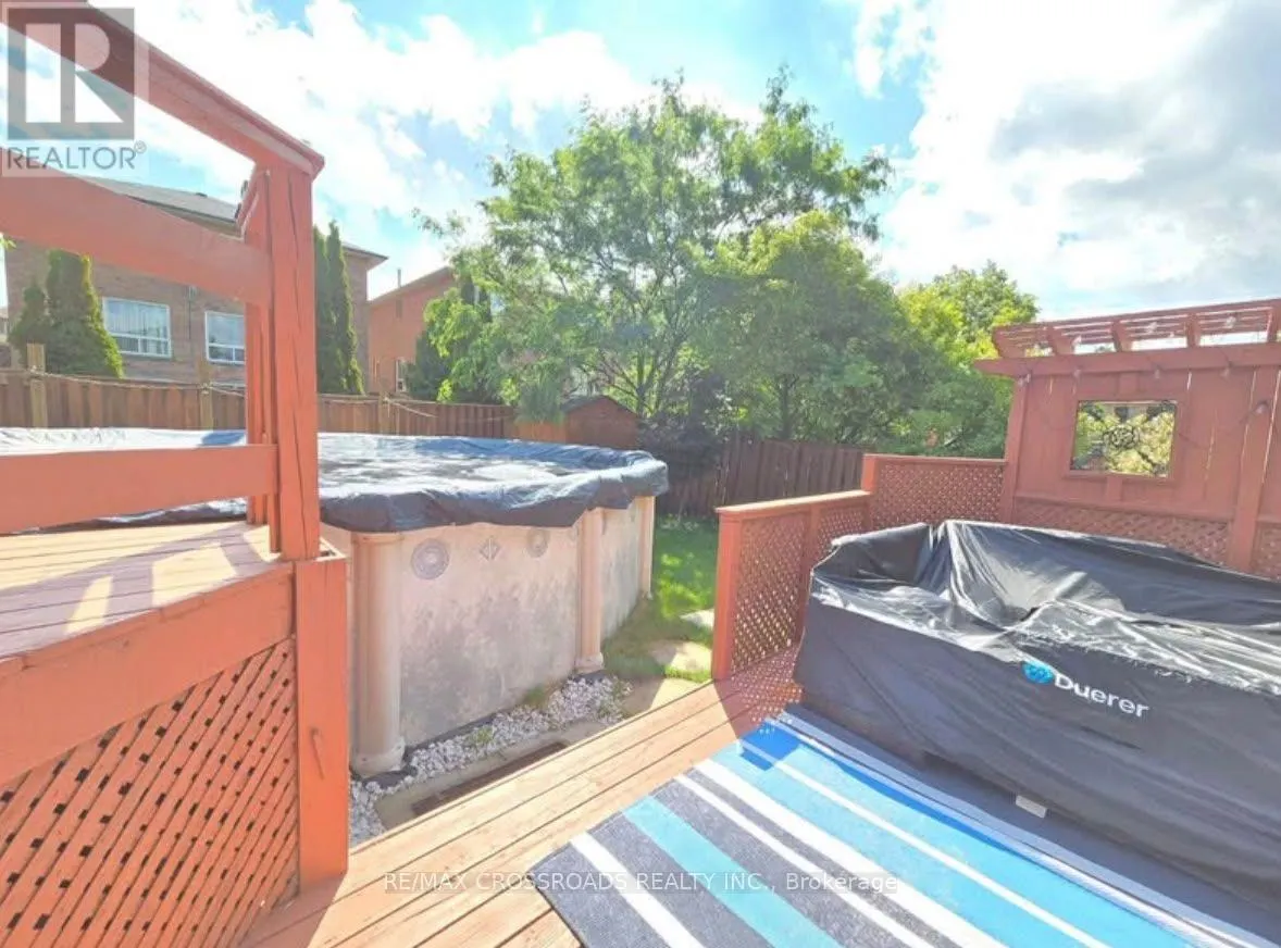 11 MURKAR CRESCENT