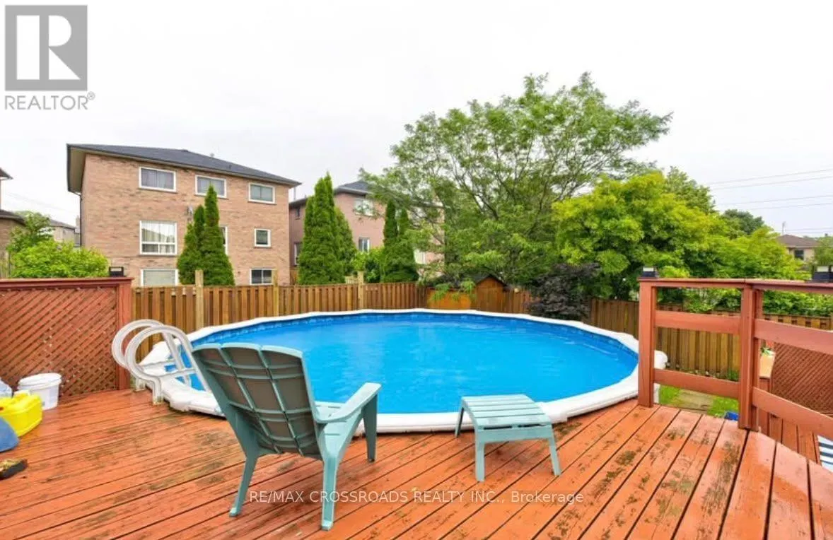 11 MURKAR CRESCENT