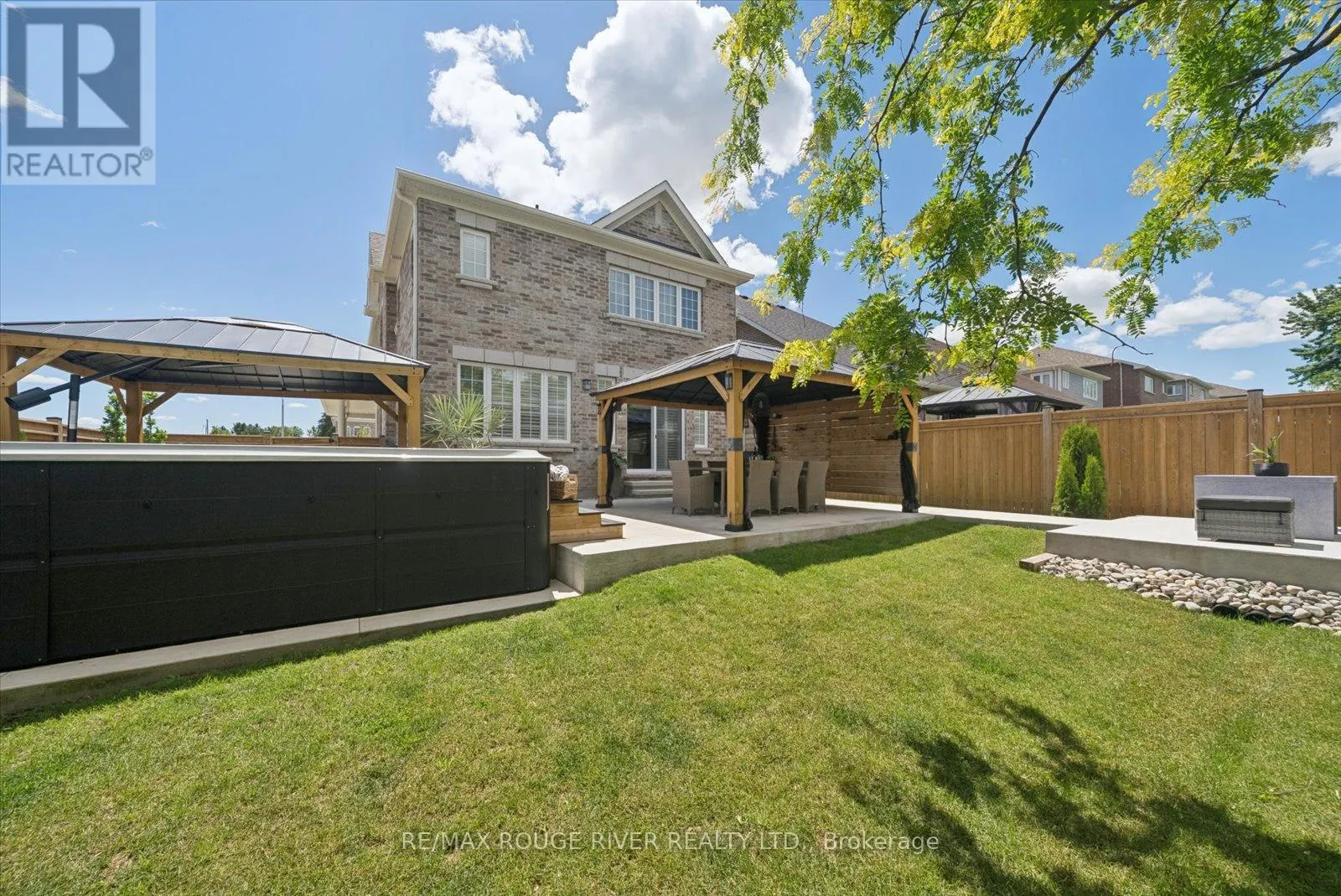 3 BURNHAM COURT