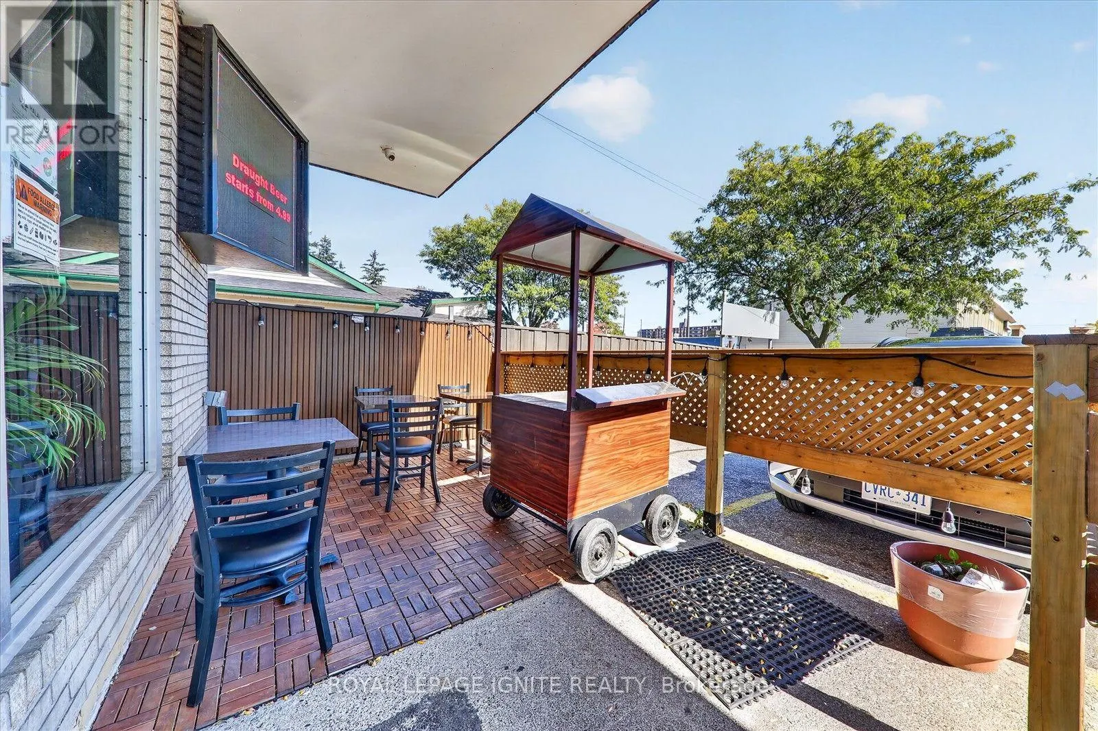 5 - 1050 SIMCOE STREET N