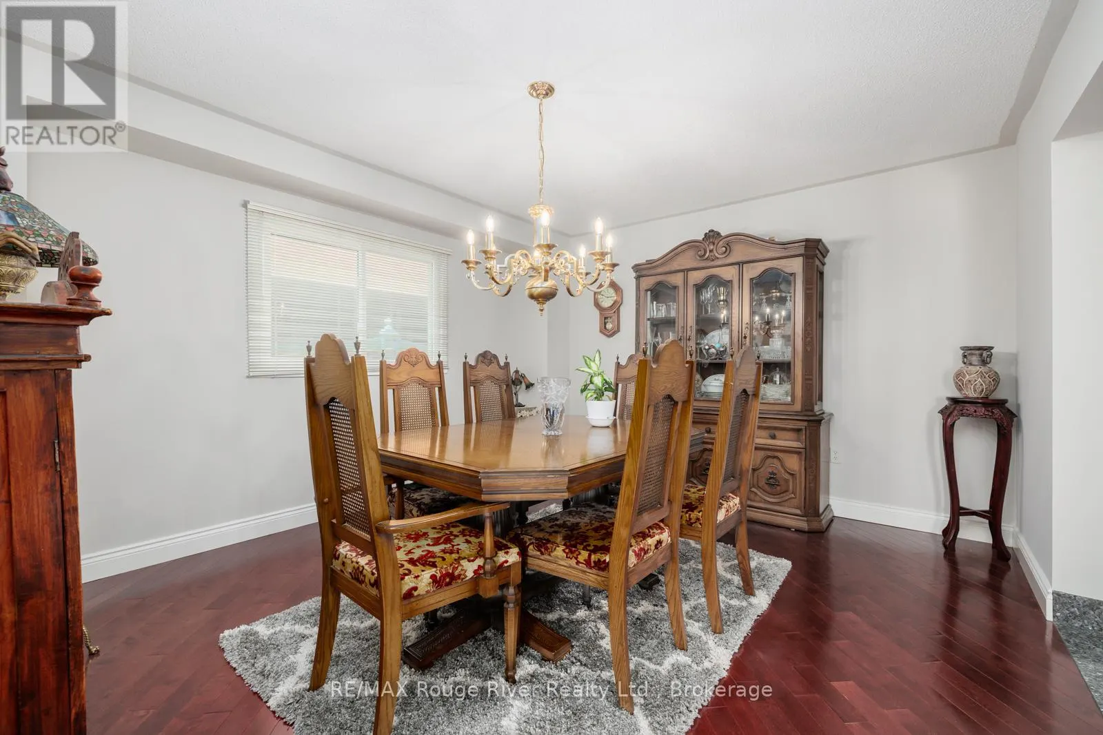 1106 RIDGE VALLEY DRIVE
