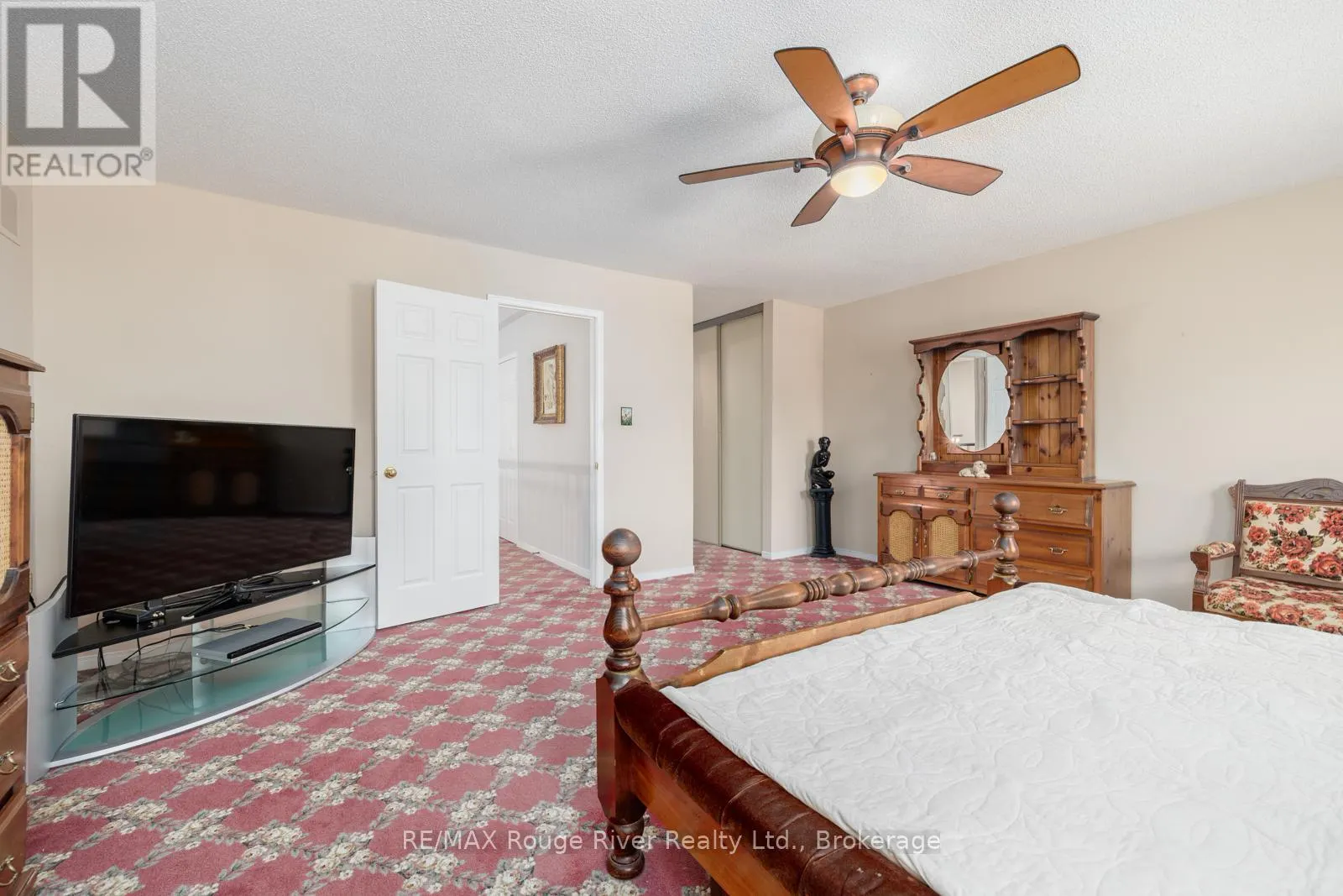 1106 RIDGE VALLEY DRIVE