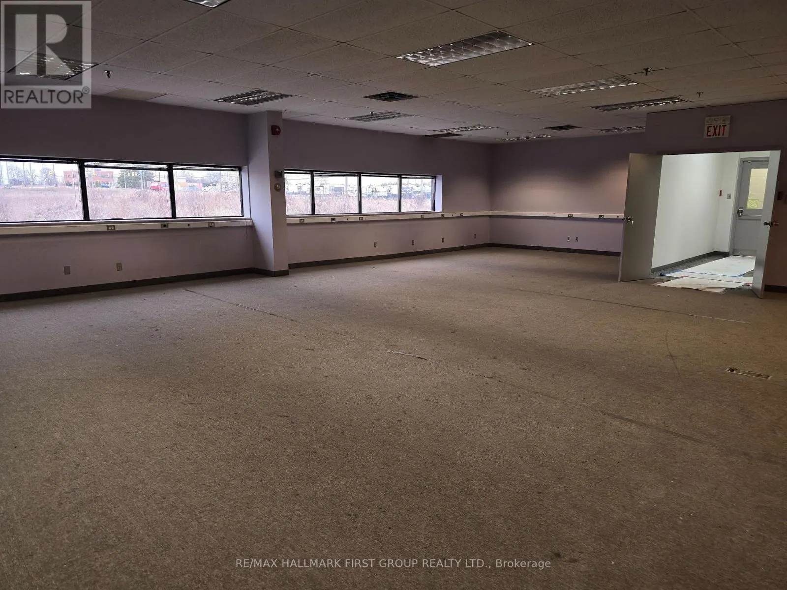 #4 - 600 THORNTON ROAD S