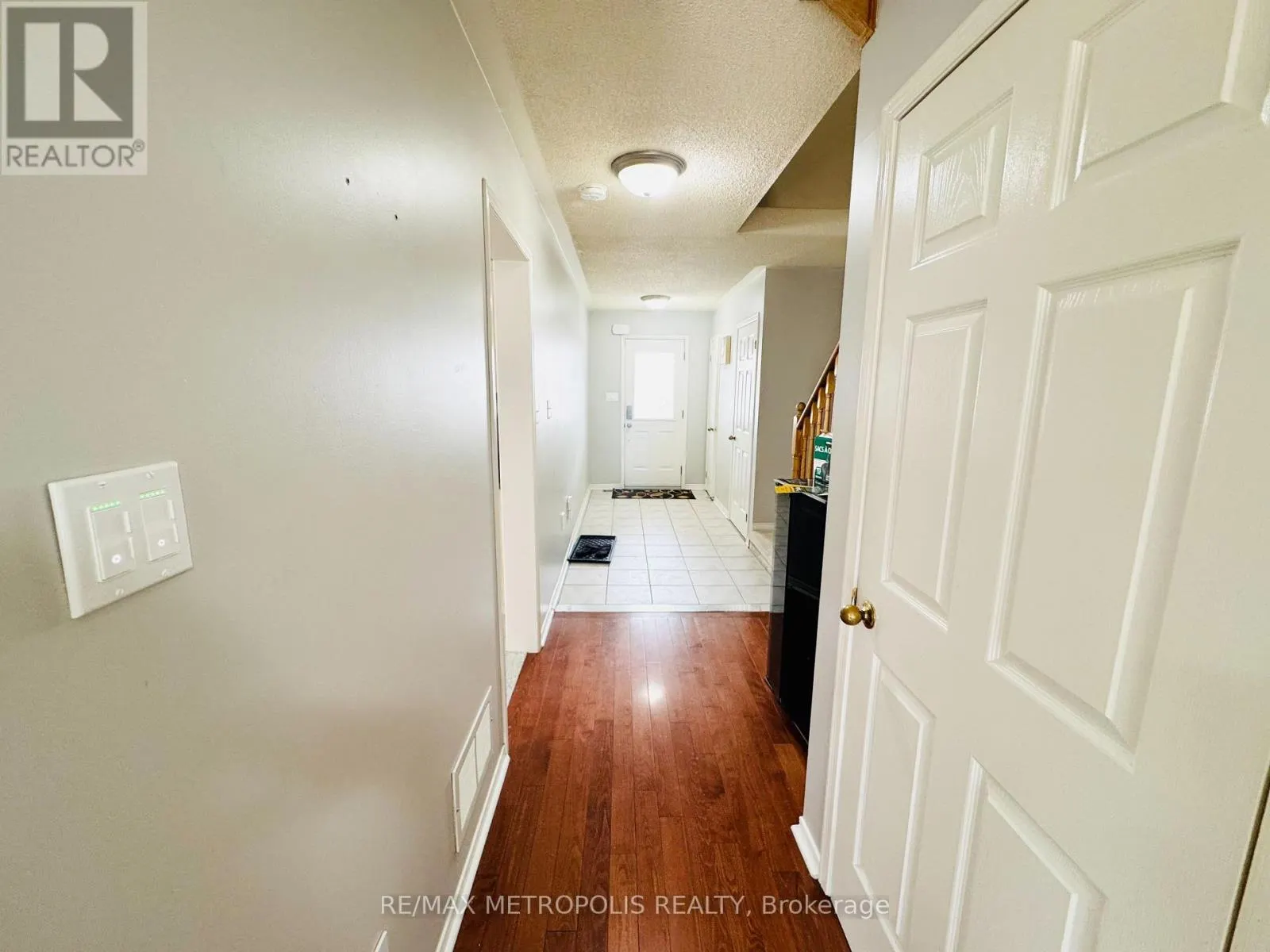 33 PALOMINO PLACE