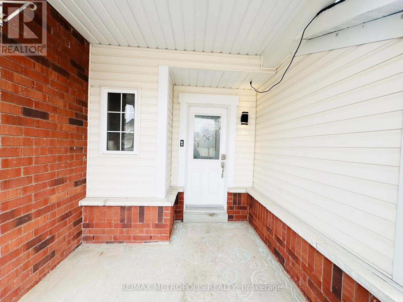 33 PALOMINO PLACE
