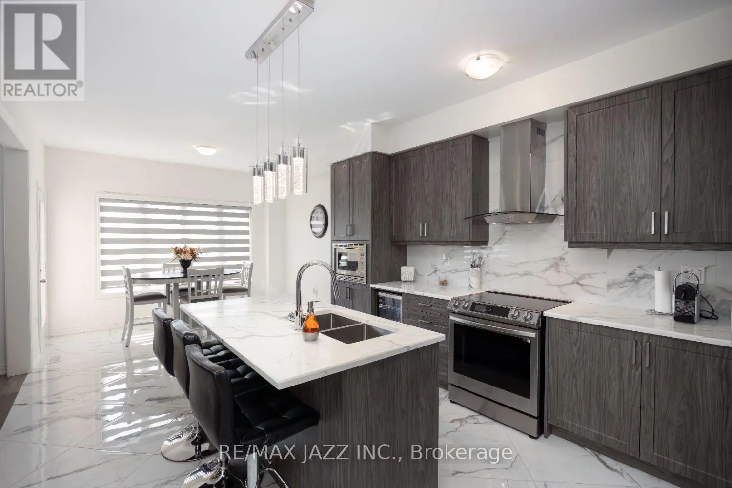 UPPER - 131 COURTNEY STREET #UPPER