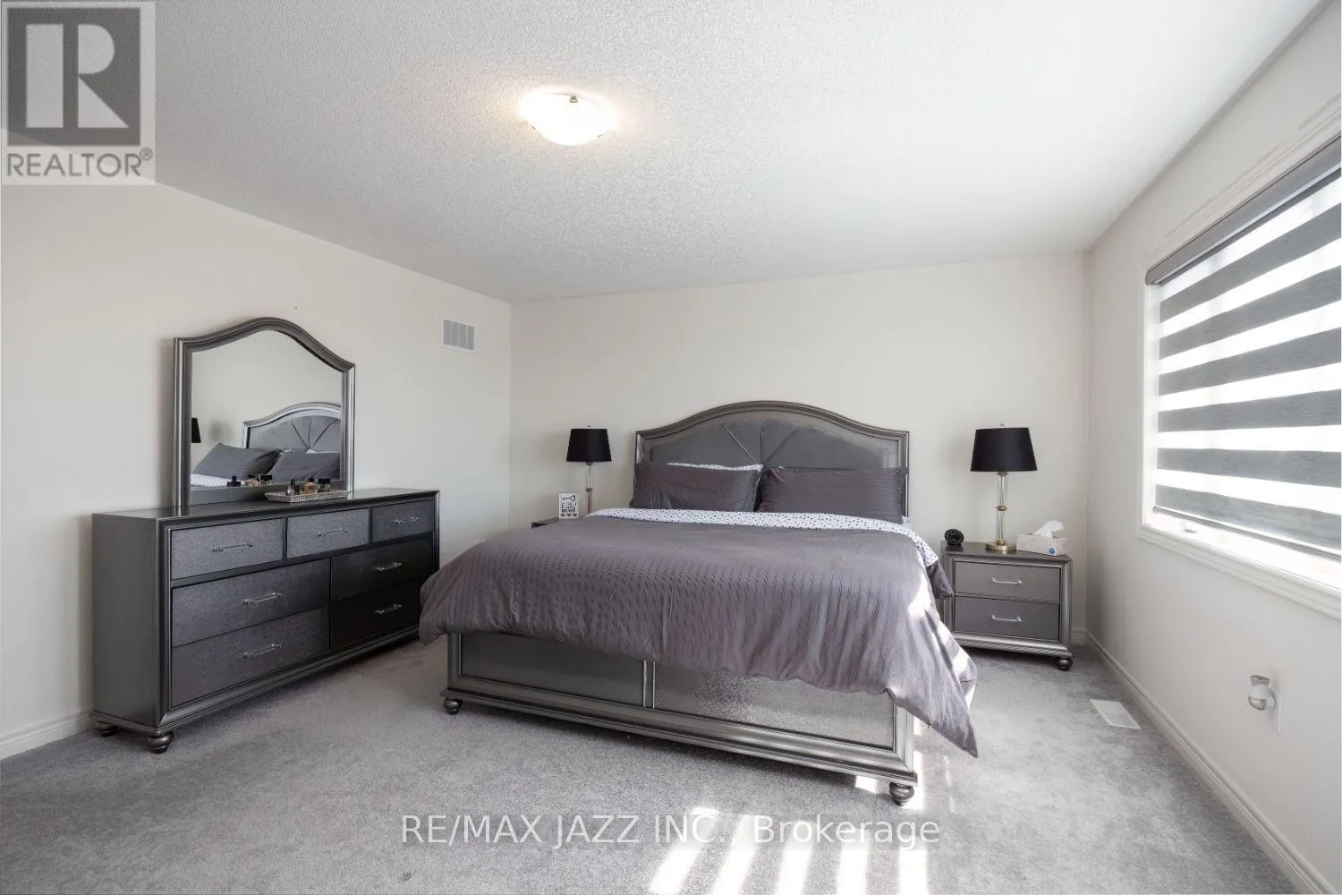 UPPER - 131 COURTNEY STREET #UPPER
