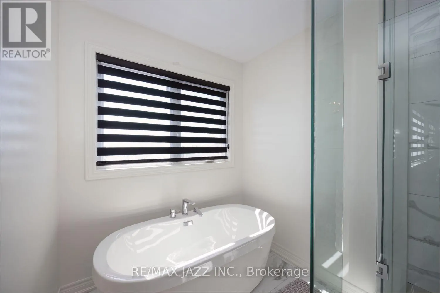 UPPER - 131 COURTNEY STREET #UPPER