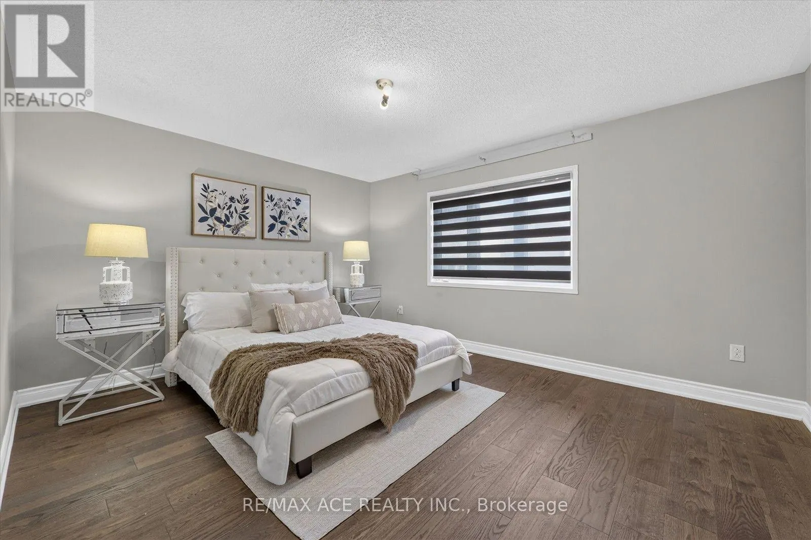 39 SKELTON CRESCENT