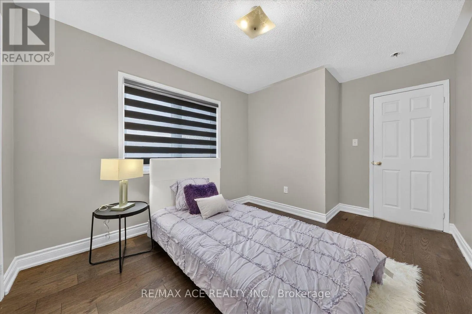 39 SKELTON CRESCENT