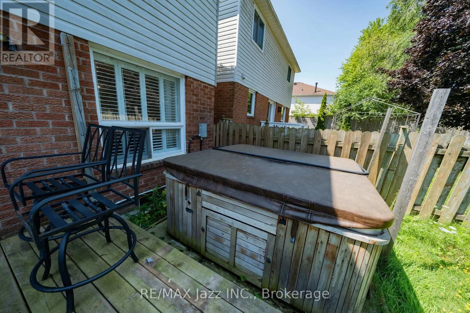 110 FREELAND AVENUE
