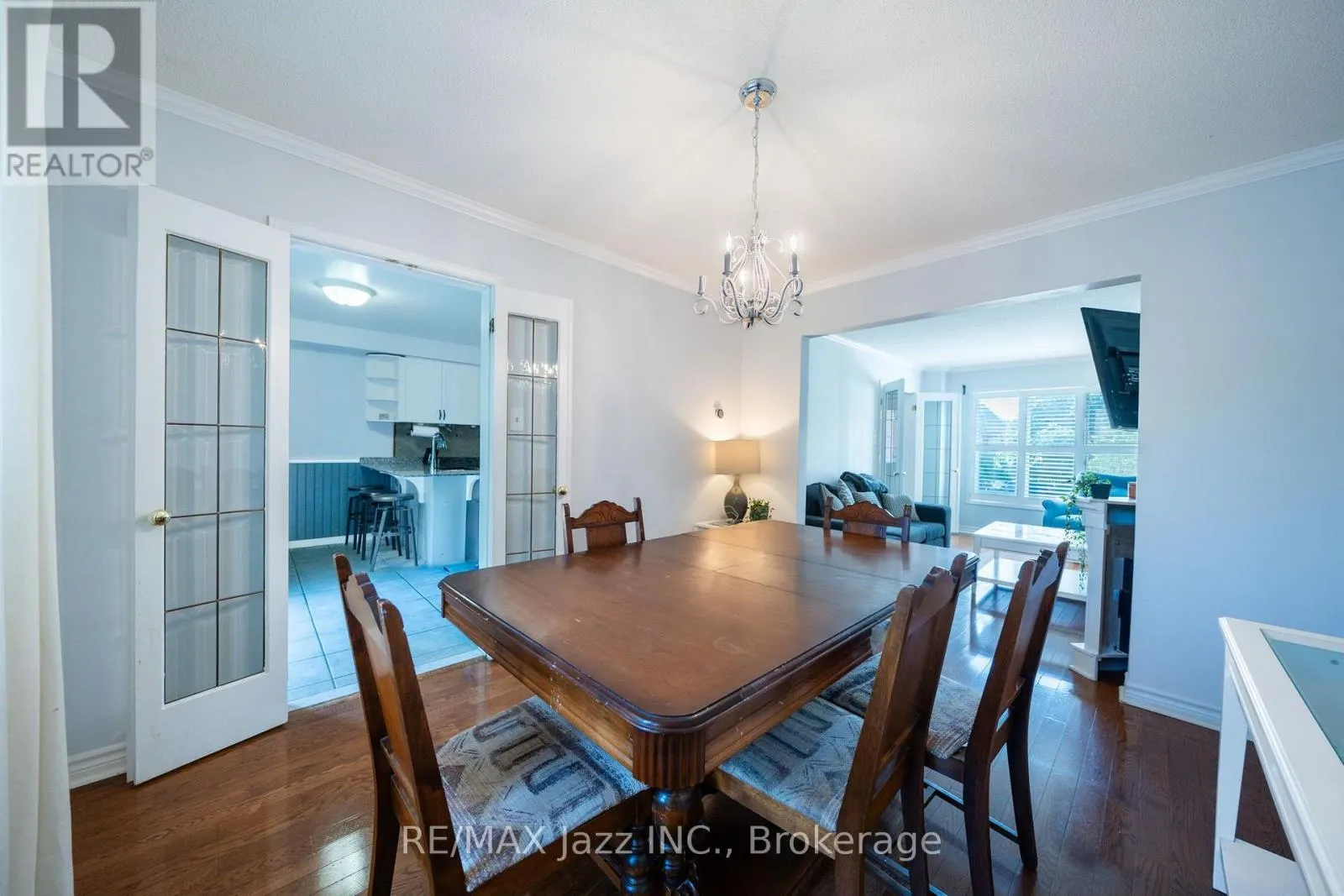 110 FREELAND AVENUE