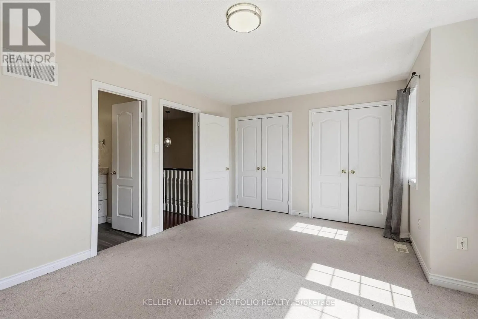 8 GATEWAY COURT