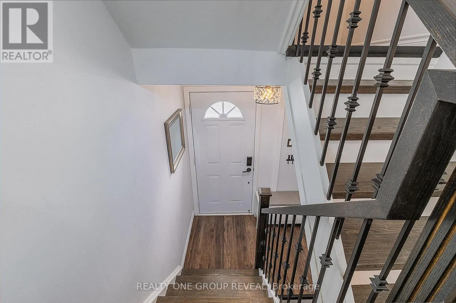 15 - 222 PEARSON STREET