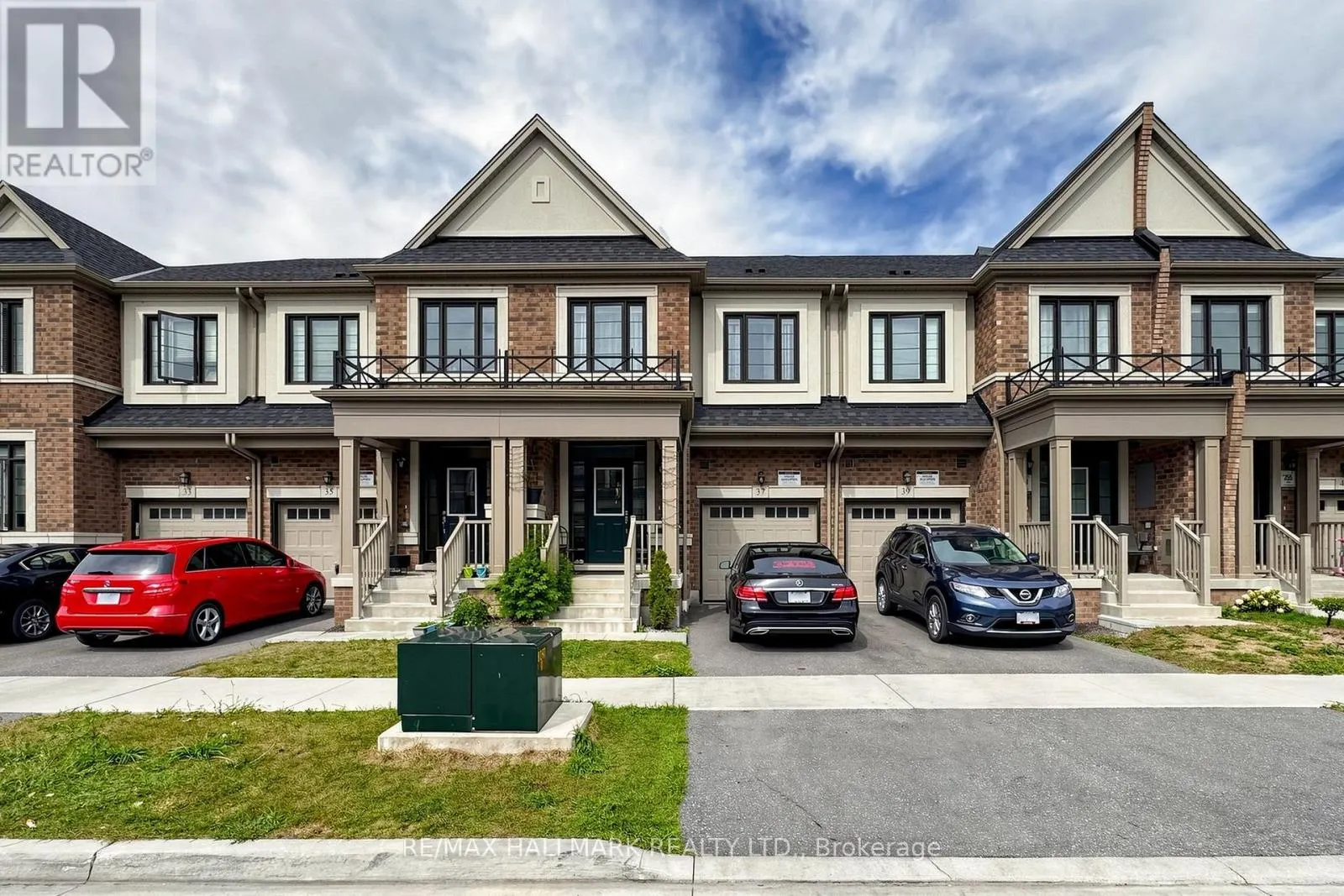 37 VELVET DRIVE