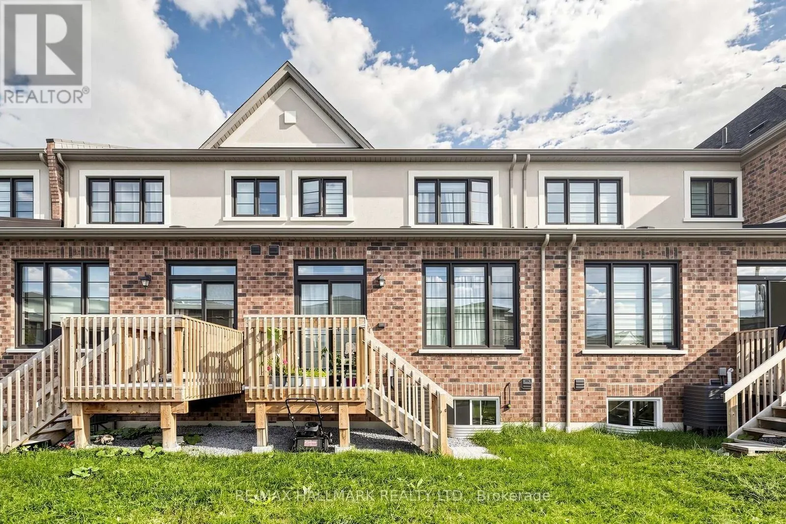 37 VELVET DRIVE