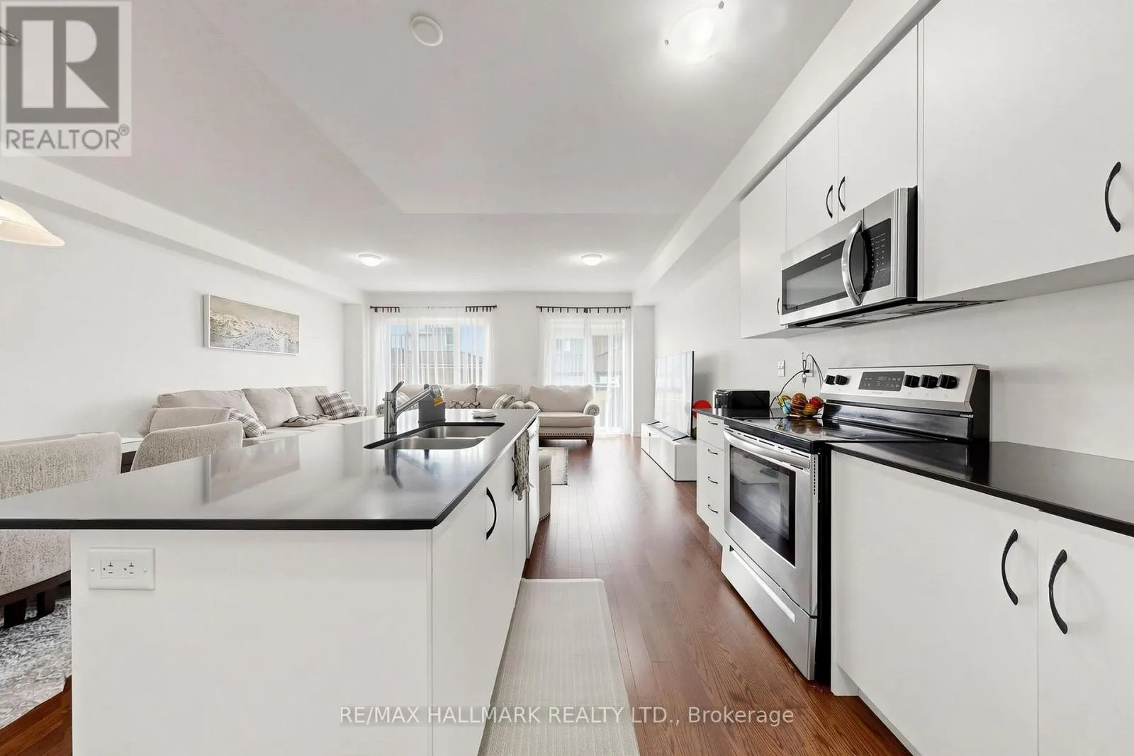 37 VELVET DRIVE