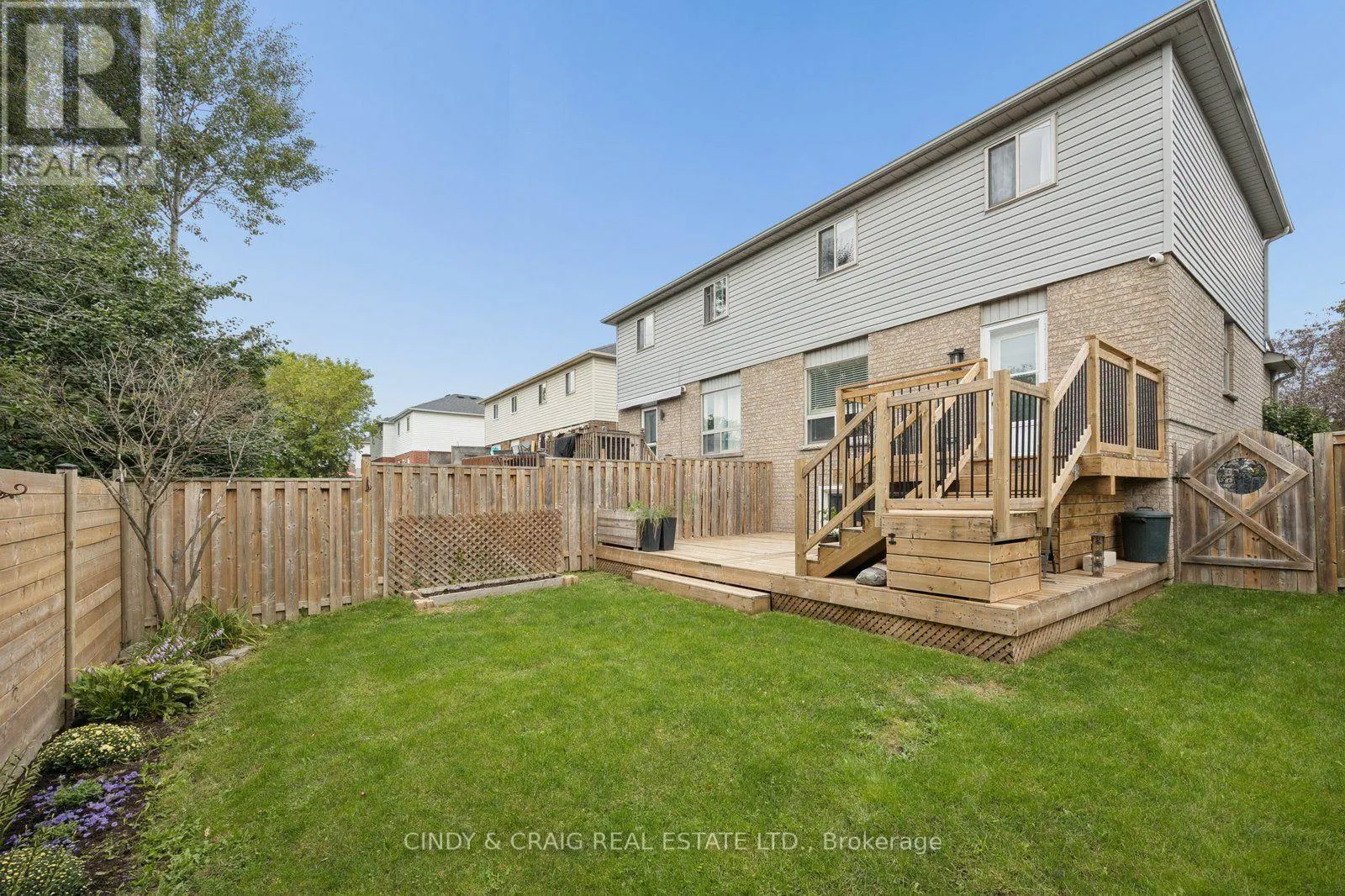 1550 FIELDGATE DRIVE