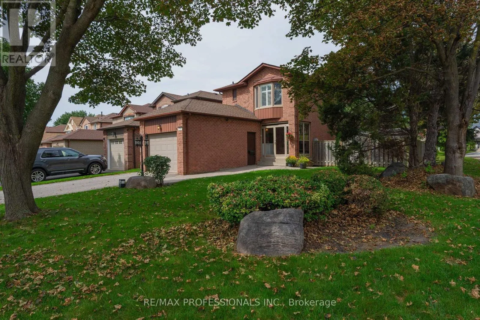 36 MILLINGTON CRESCENT