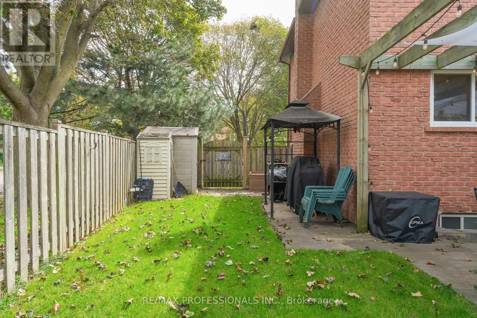 36 MILLINGTON CRESCENT