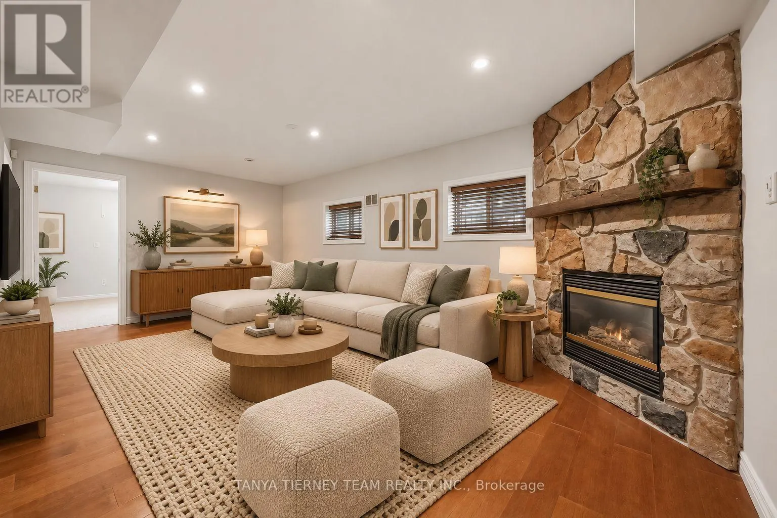 28 PERRYVIEW DRIVE