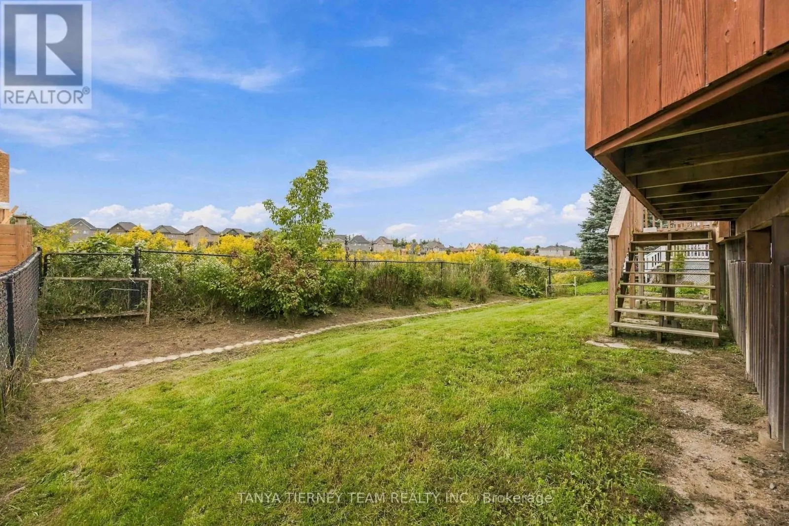 28 PERRYVIEW DRIVE