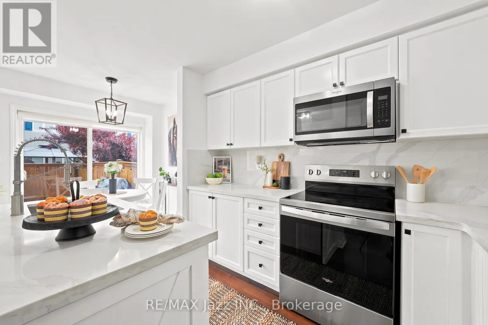 15 FARMSTEAD DRIVE