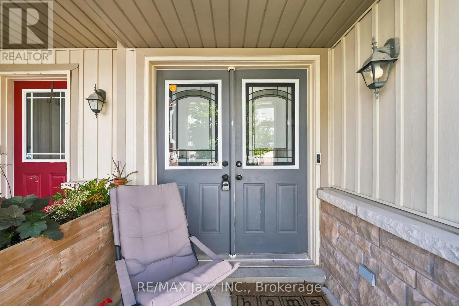 15 FARMSTEAD DRIVE