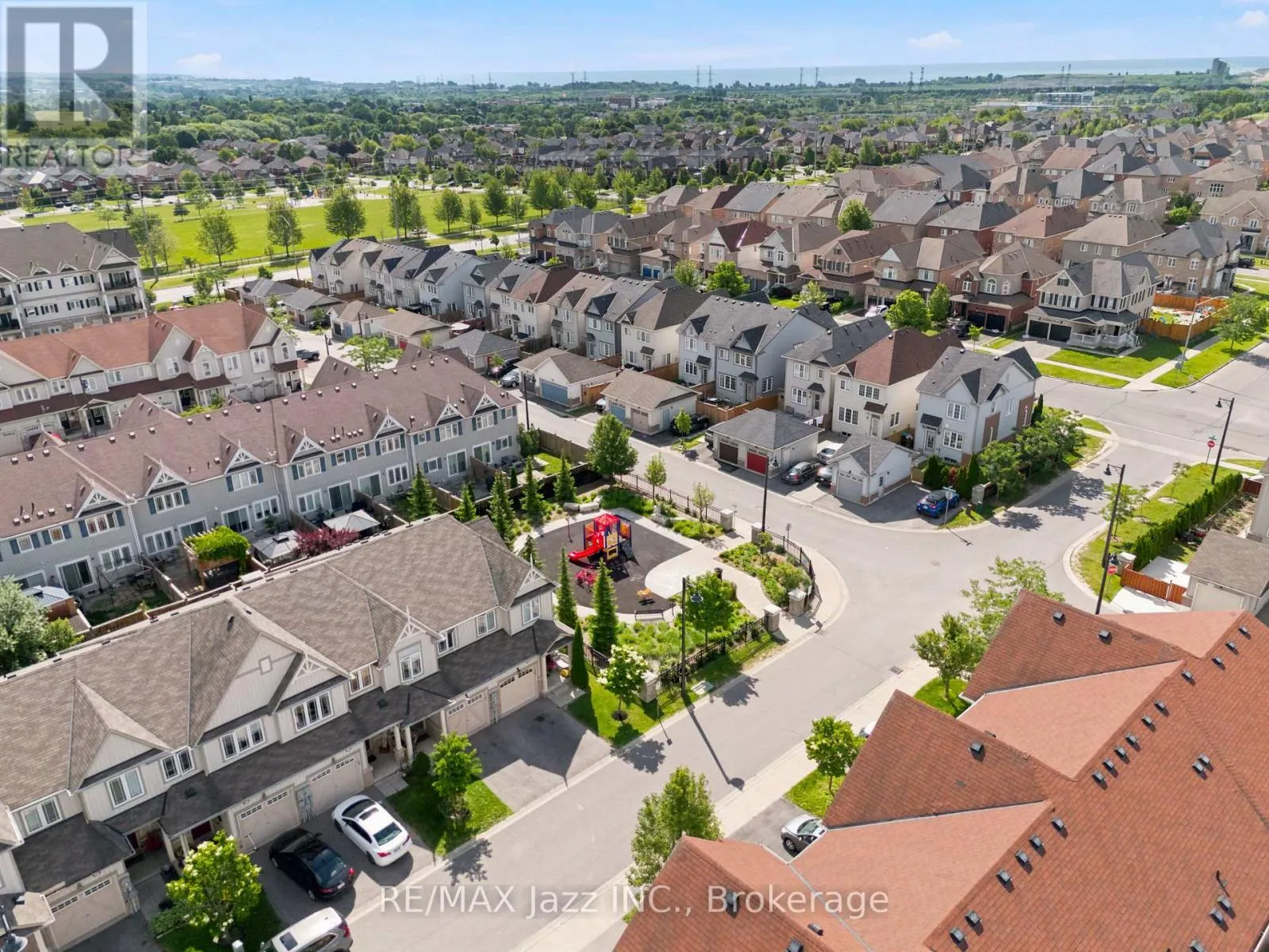 15 FARMSTEAD DRIVE