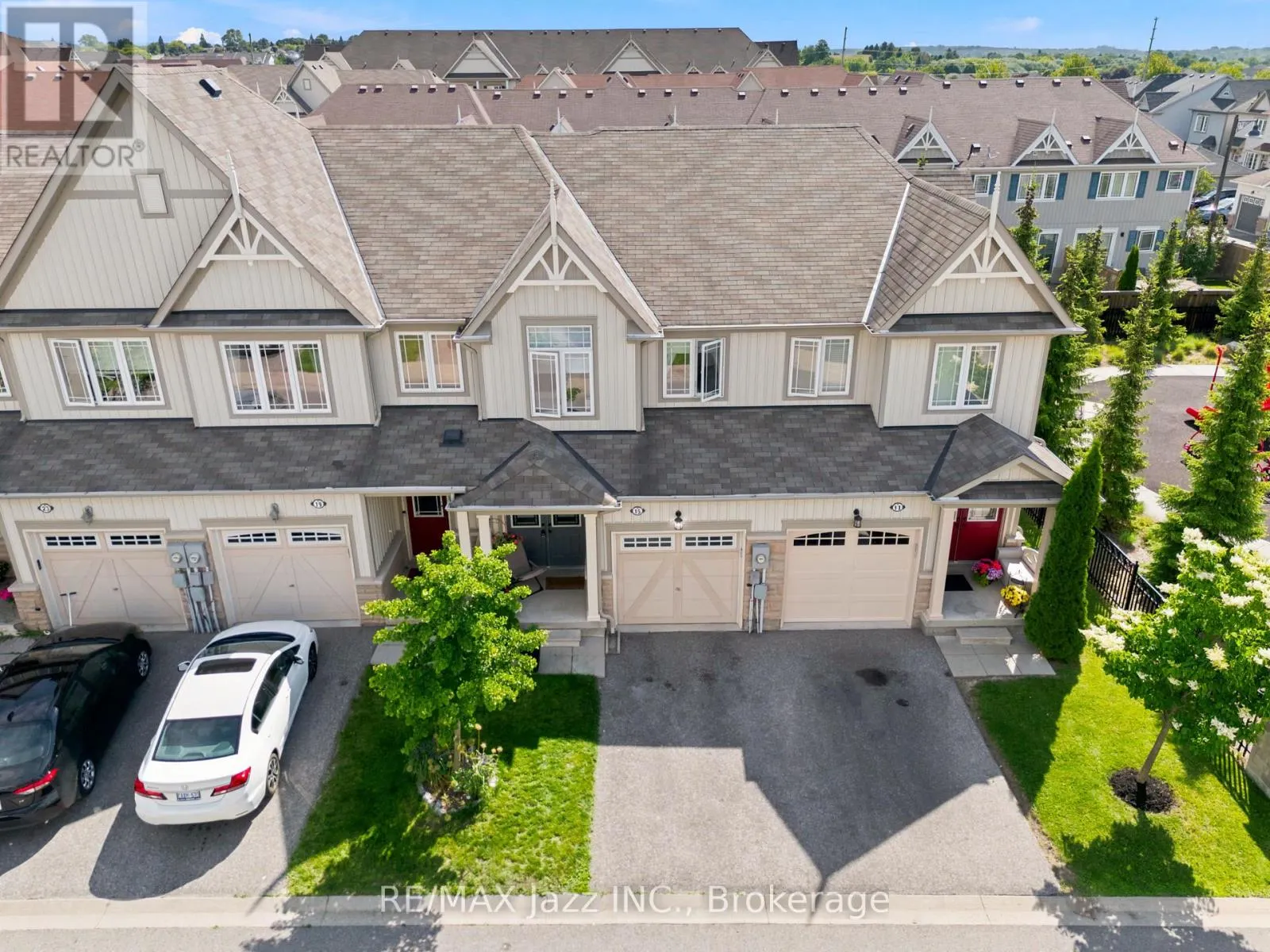 15 FARMSTEAD DRIVE