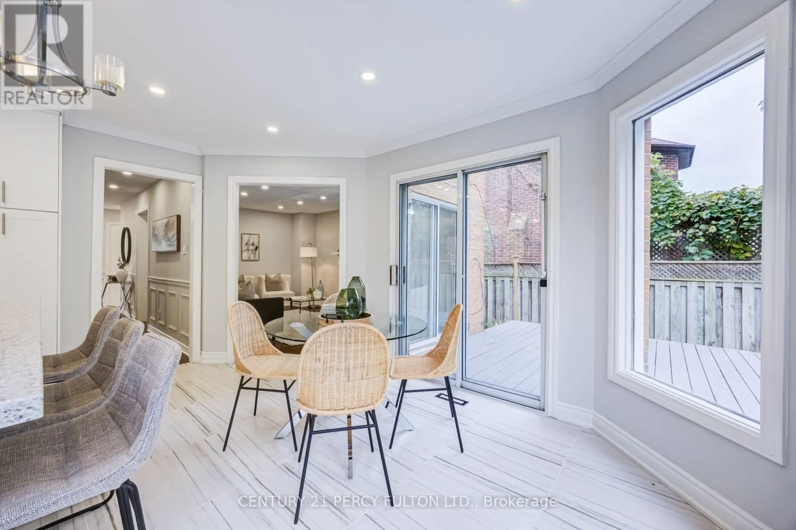 8 SAYOR DRIVE