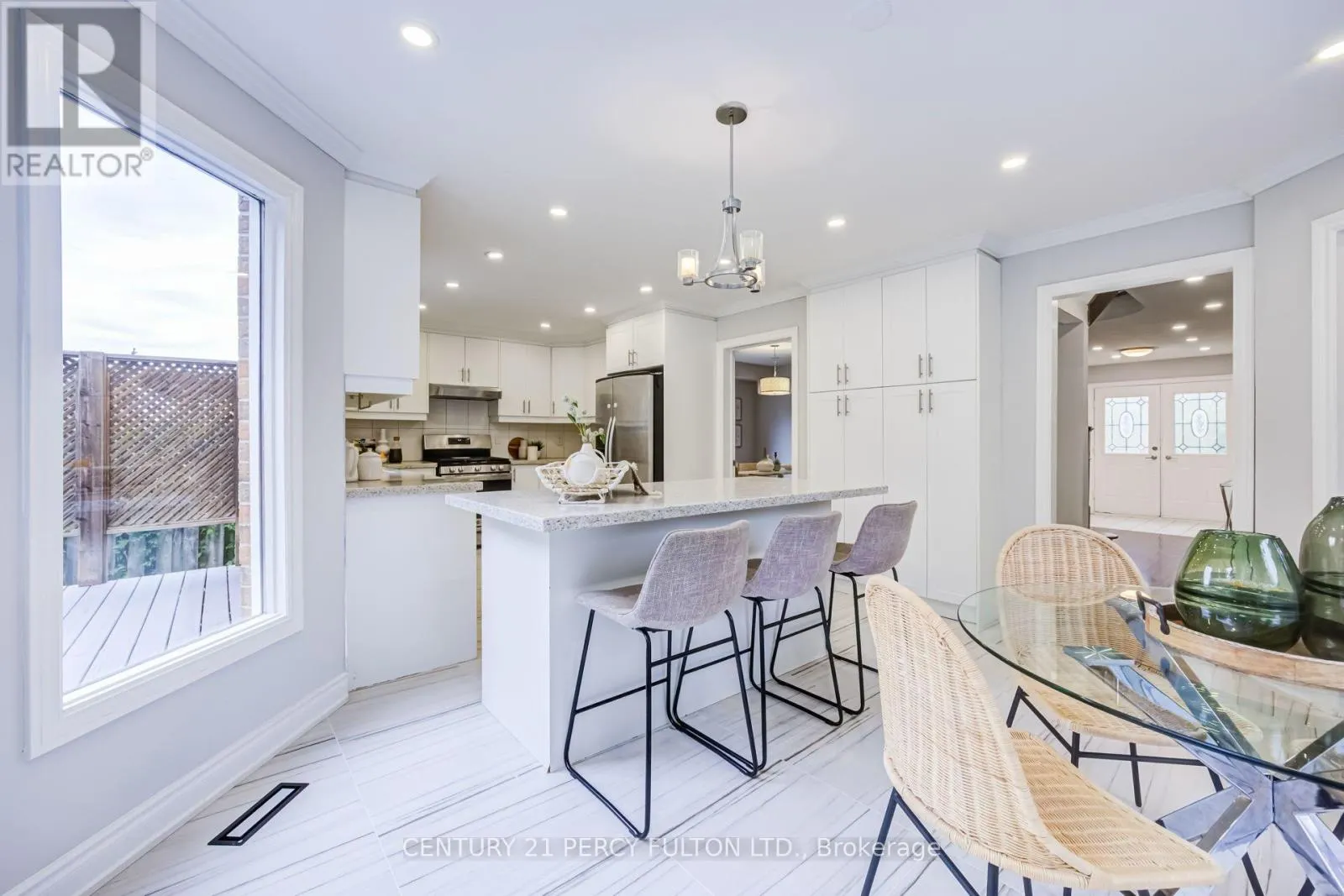 8 SAYOR DRIVE