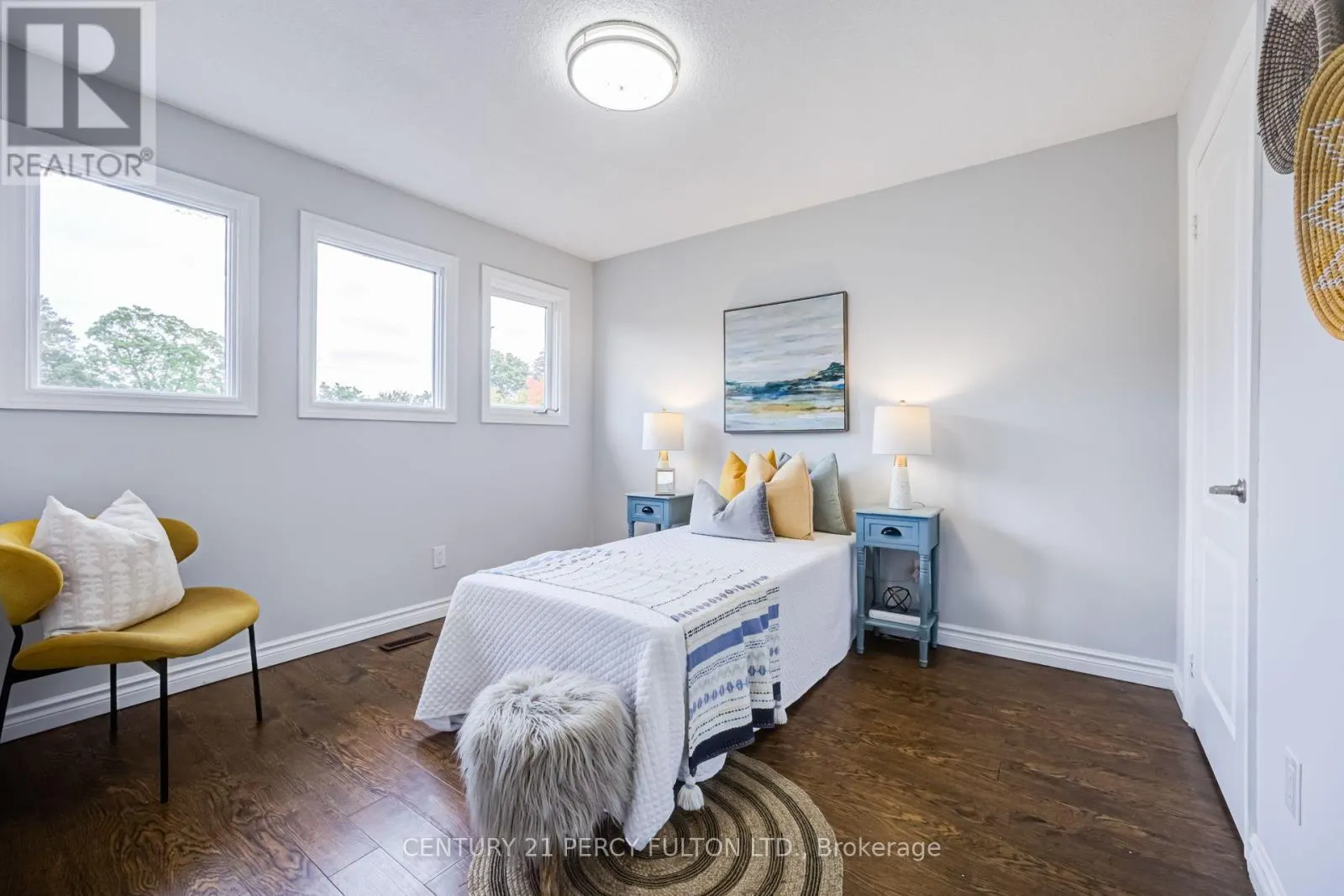 8 SAYOR DRIVE