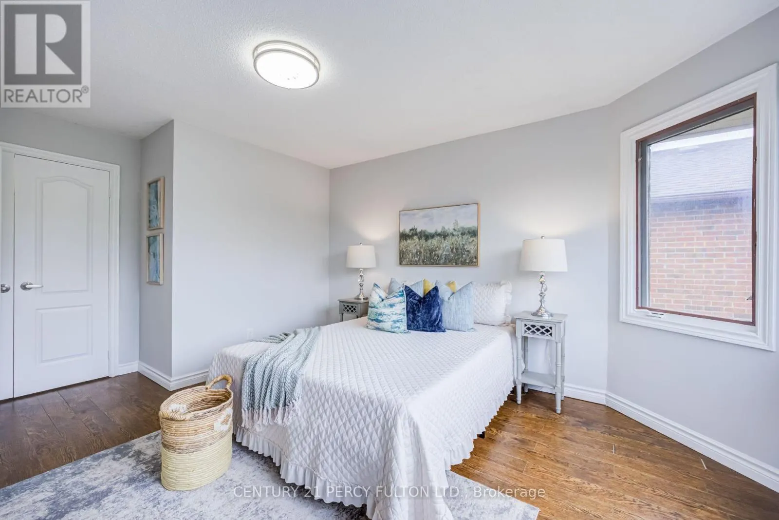 8 SAYOR DRIVE