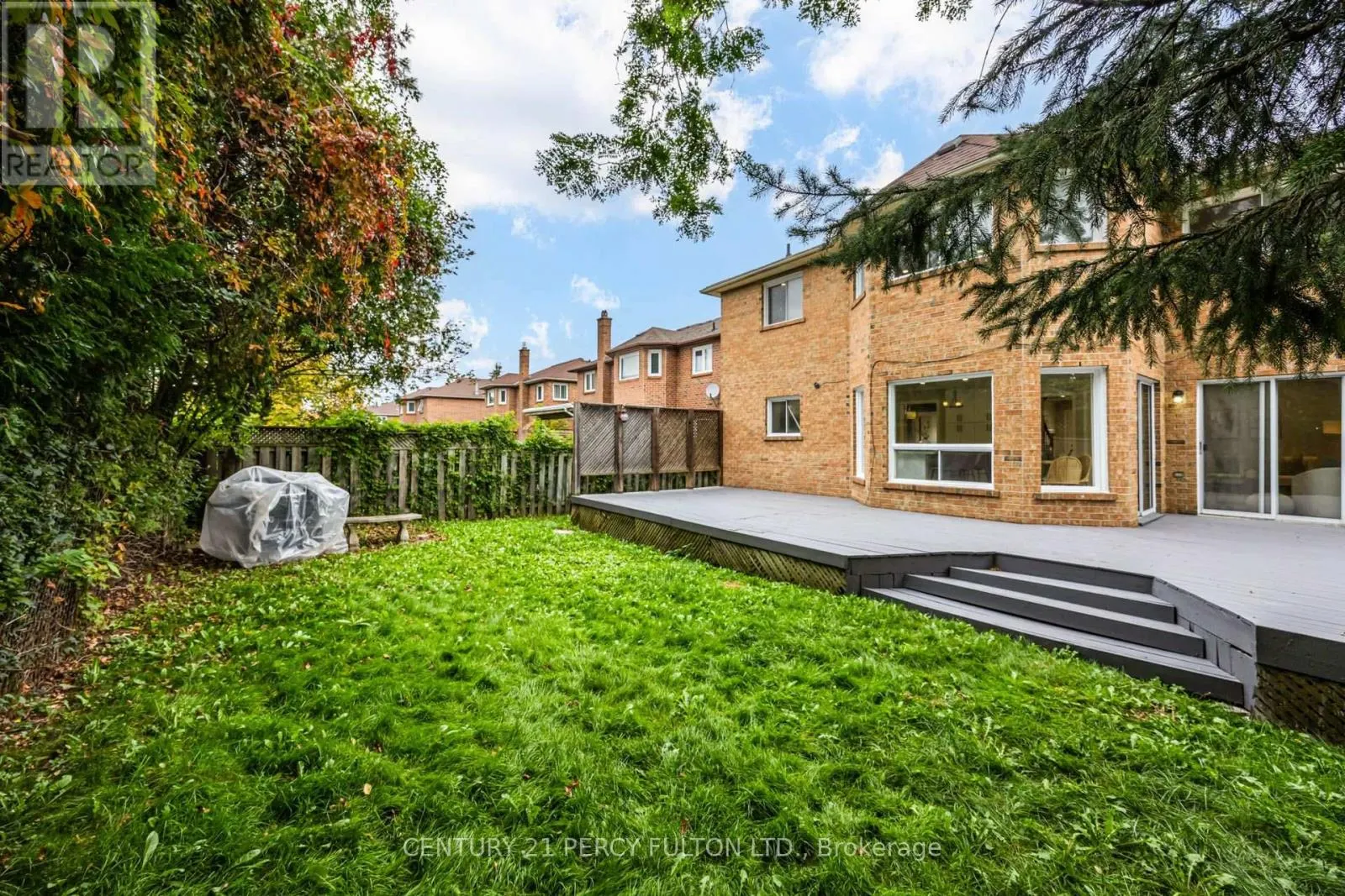8 SAYOR DRIVE