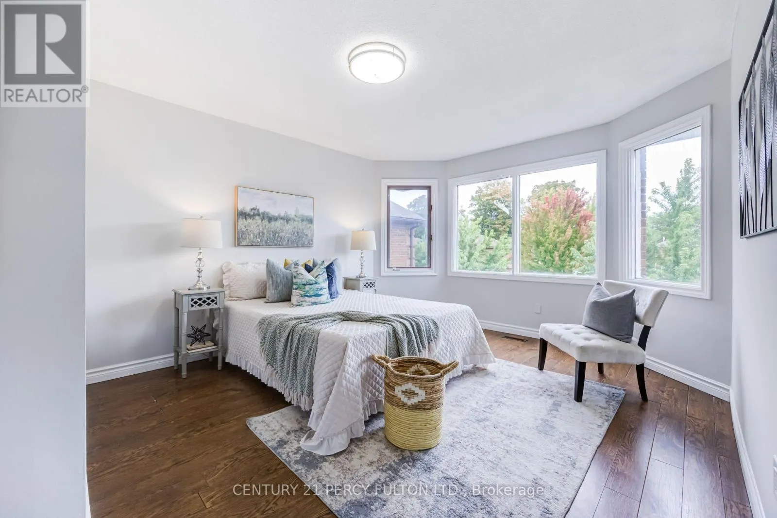 8 SAYOR DRIVE
