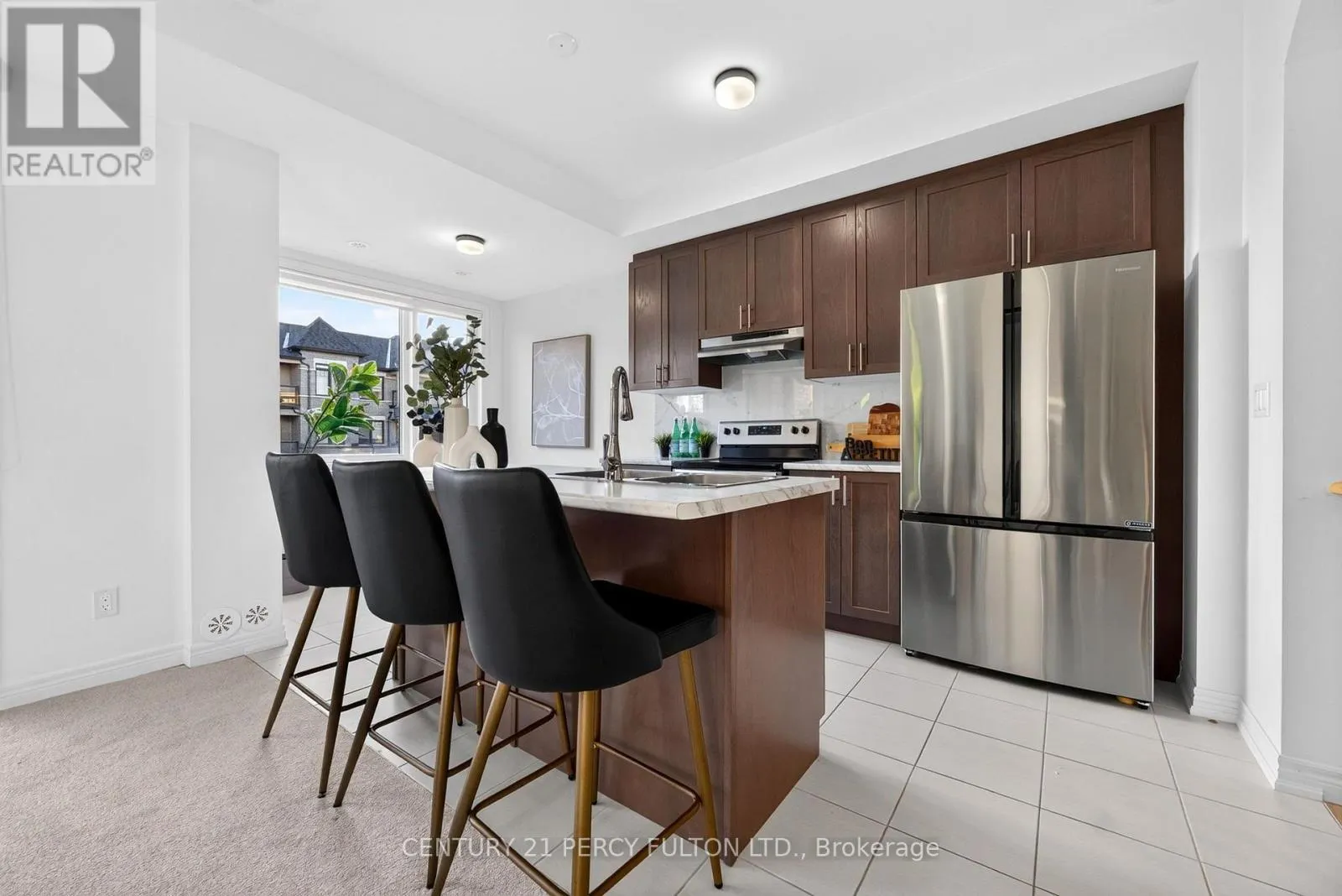 1982 CAMERON LOTT CRESCENT