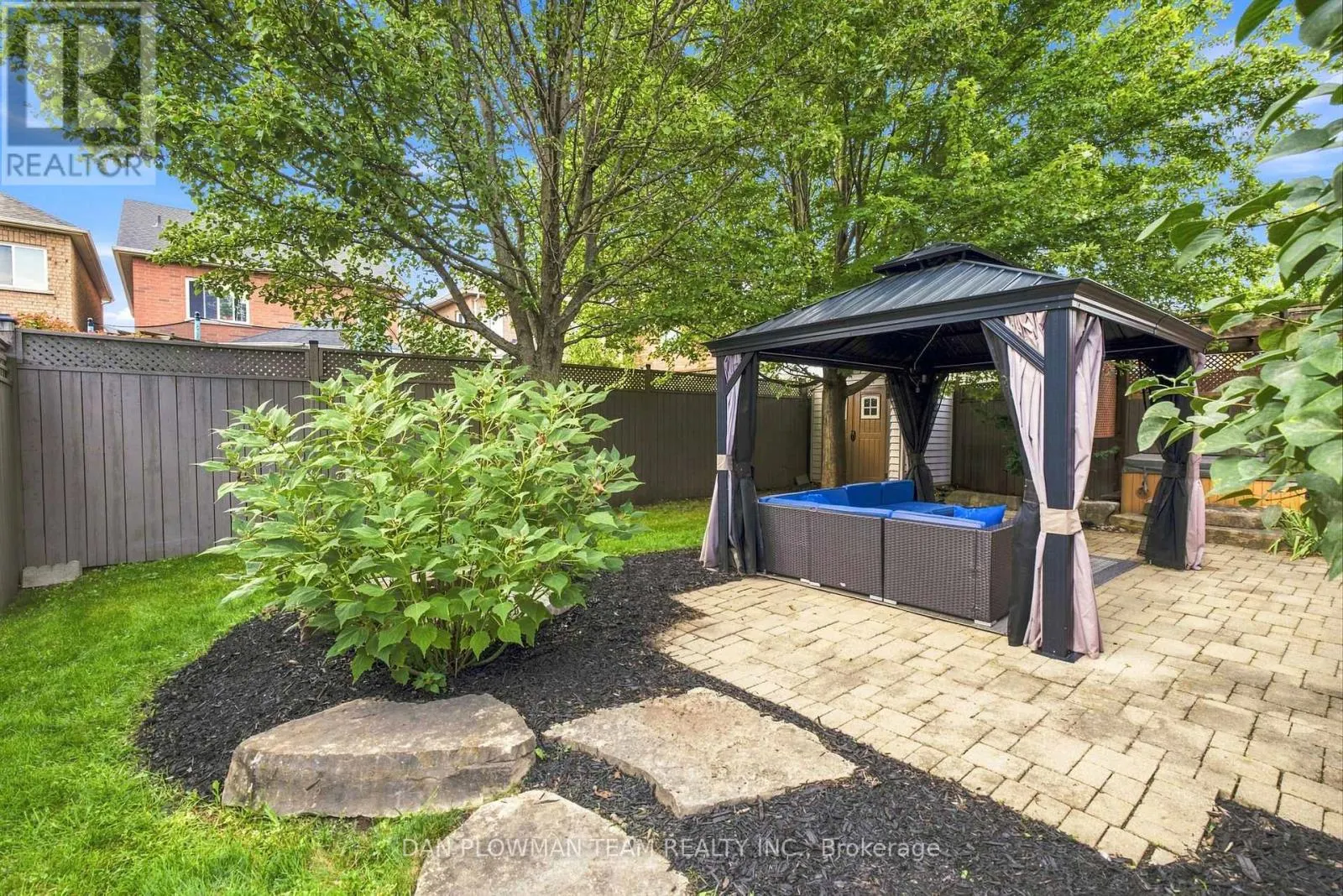 102 SOUTHFIELD AVENUE