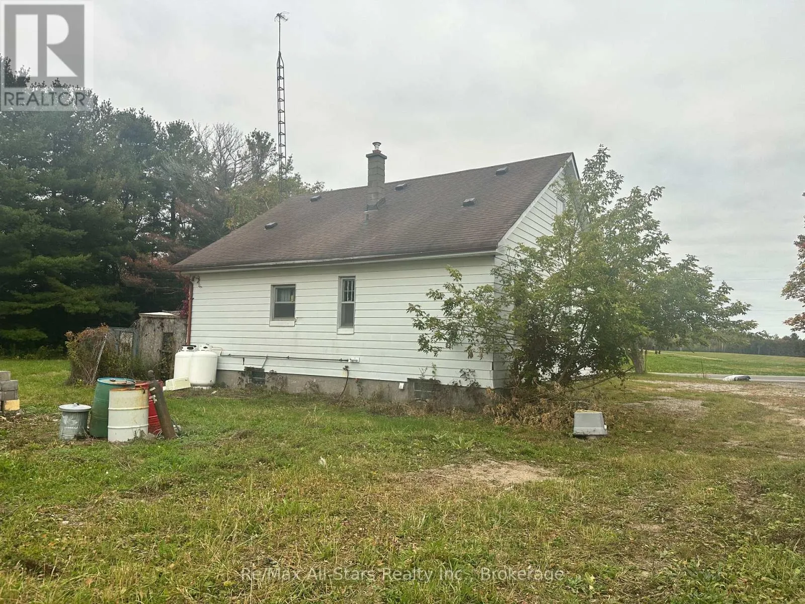 381 REGIONAL RD 21 ROAD